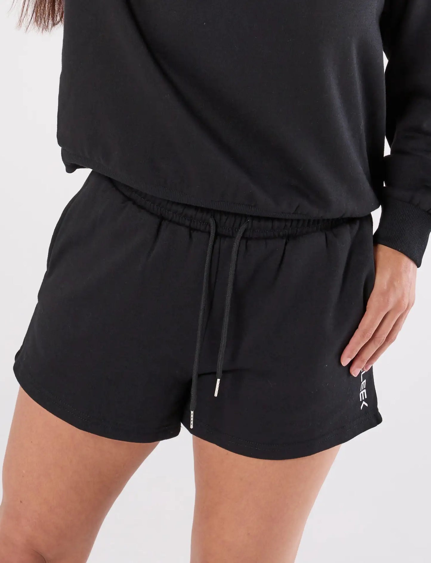 zleek cozychic sweat set black